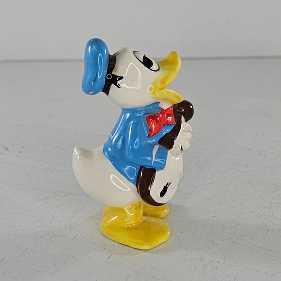 Vintage Walt Disney Productions Donald Duck Figurine Playing Guitar Singing - Picture 5 of 8